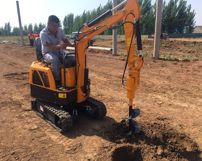 15小型挖掘機 15小型挖掘機