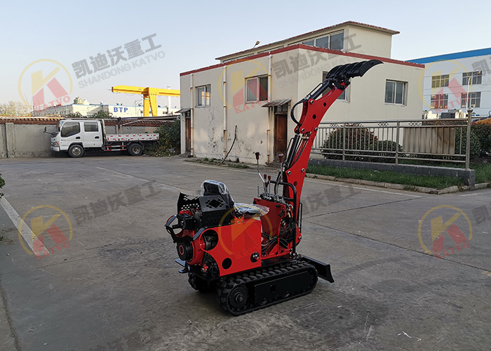 恭賀浙江客戶喜提08小挖機(jī)一臺(tái)